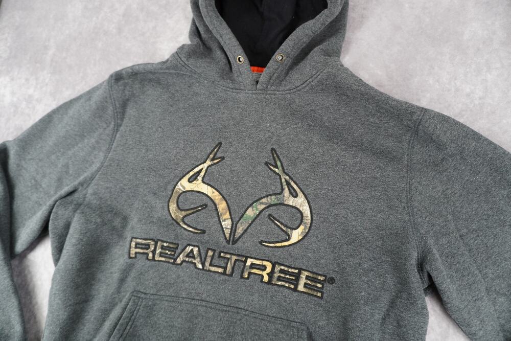 Realtree Boston Traders Gray Camo Logo Hoodie Men’s XL Hunting Y2K Outdoors